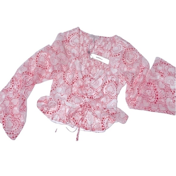 Bcbgeneration Split Neck Blouse Beating Hearts White - Picture 4 of 7